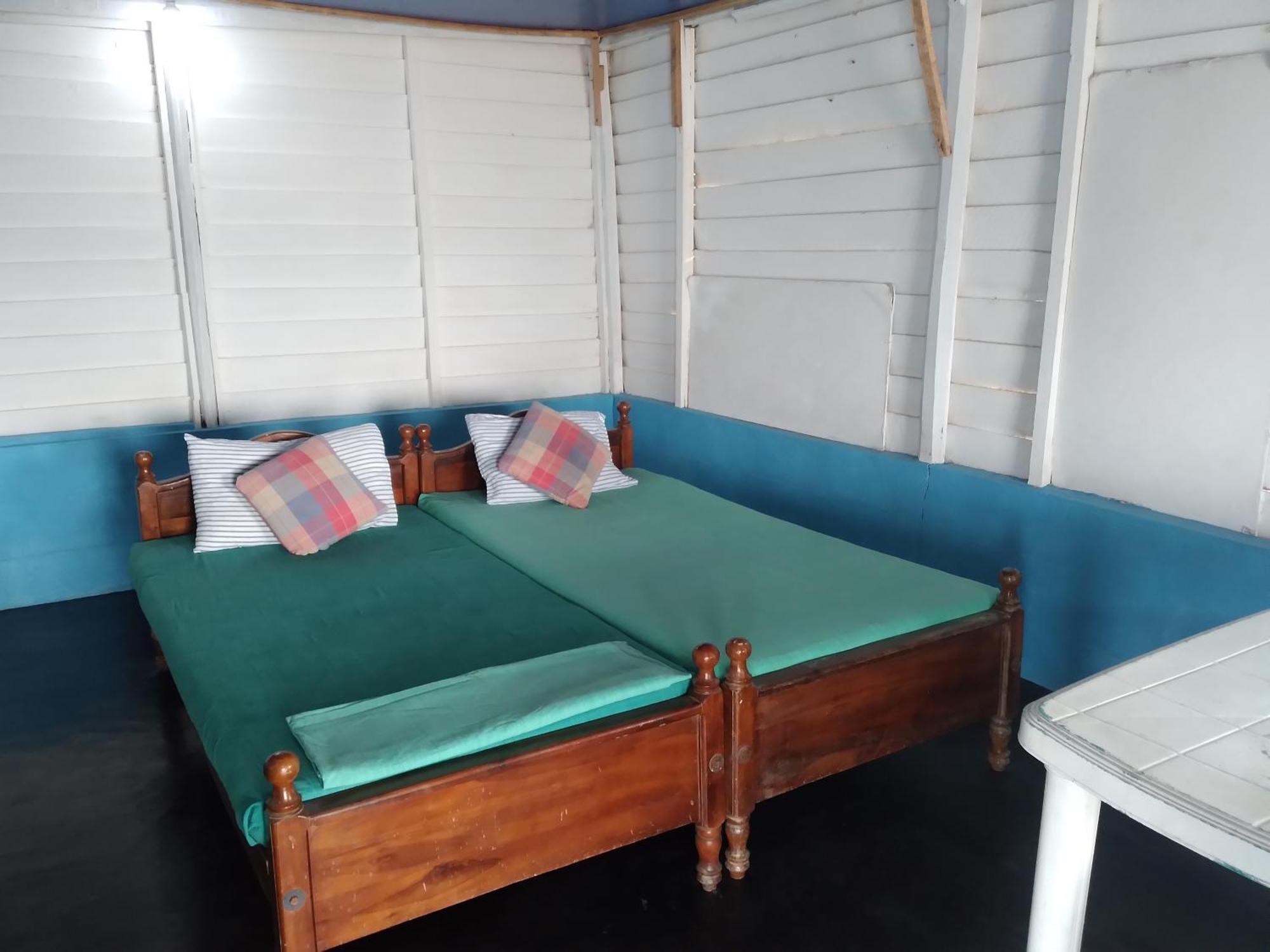 Happy Beach Cabana 汉班托塔 外观 照片
