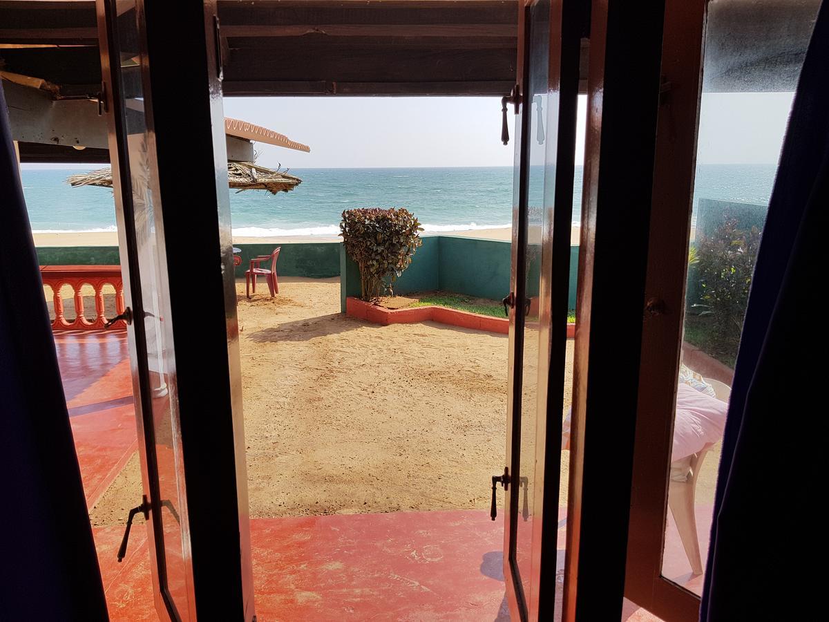 Happy Beach Cabana 汉班托塔 外观 照片